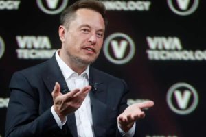 Catat Rekor Baru! Kekayaan Elon Musk Kini Mencapai $348 Miliar